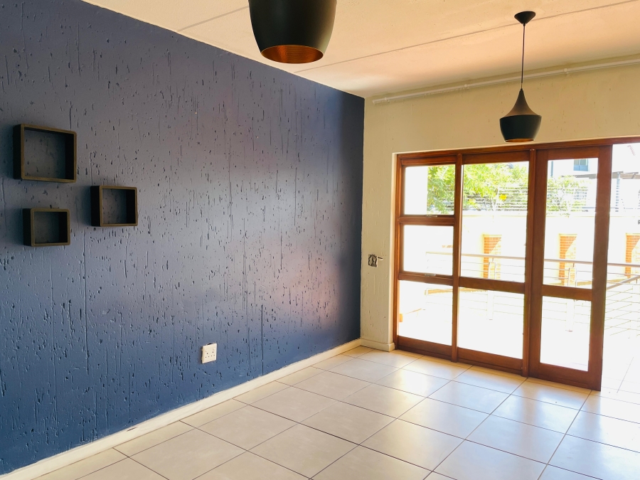 To Let 2 Bedroom Property for Rent in Douglasdale Gauteng