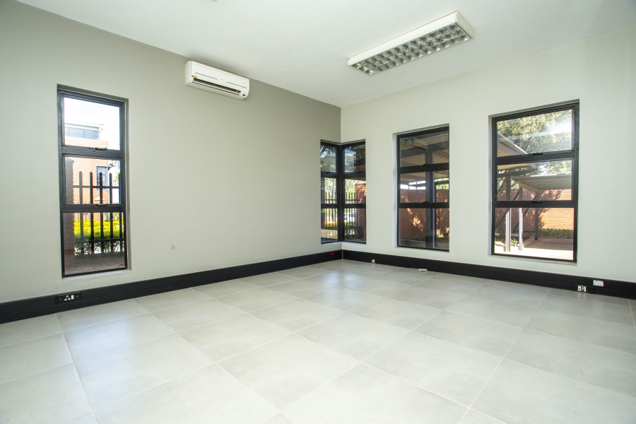 To Let commercial Property for Rent in Carlswald Gauteng