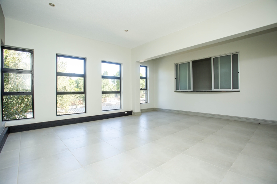 To Let commercial Property for Rent in Carlswald Gauteng