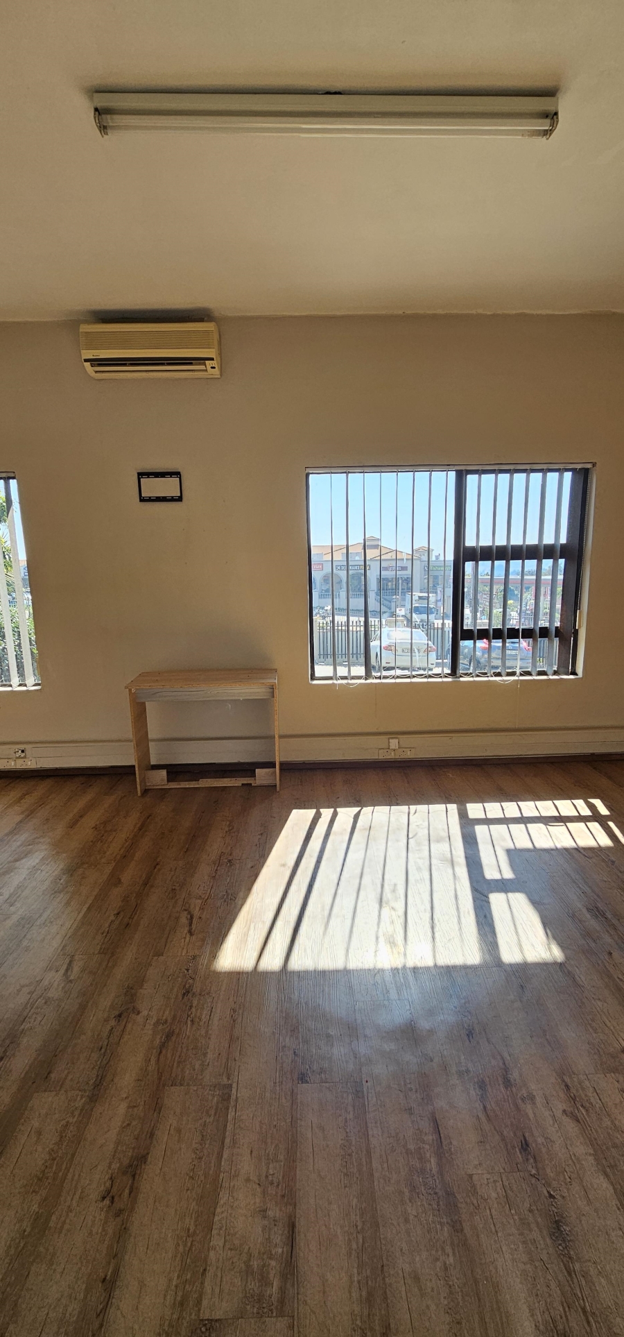 To Let commercial Property for Rent in Eldoraigne Gauteng