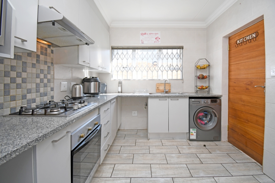 3 Bedroom Property for Sale in Noordhang Gauteng