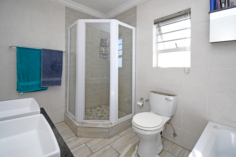 3 Bedroom Property for Sale in Noordhang Gauteng