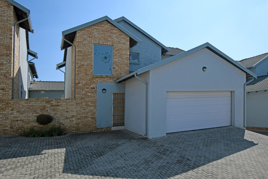 3 Bedroom Property for Sale in Noordhang Gauteng