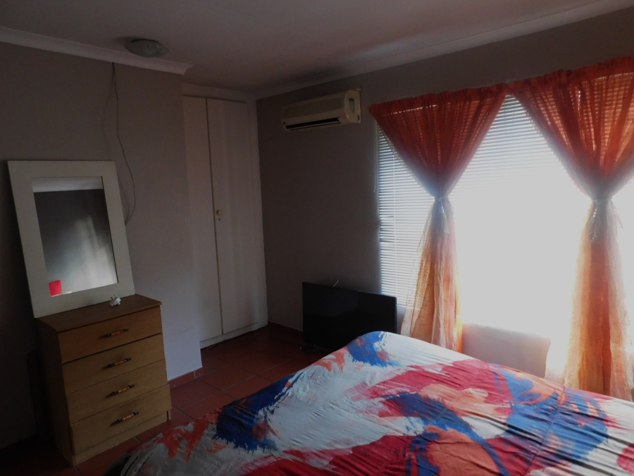 2 Bedroom Property for Sale in Kilner Park Gauteng