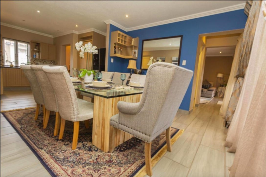 To Let 3 Bedroom Property for Rent in Crescent Wood Country Estate Gauteng