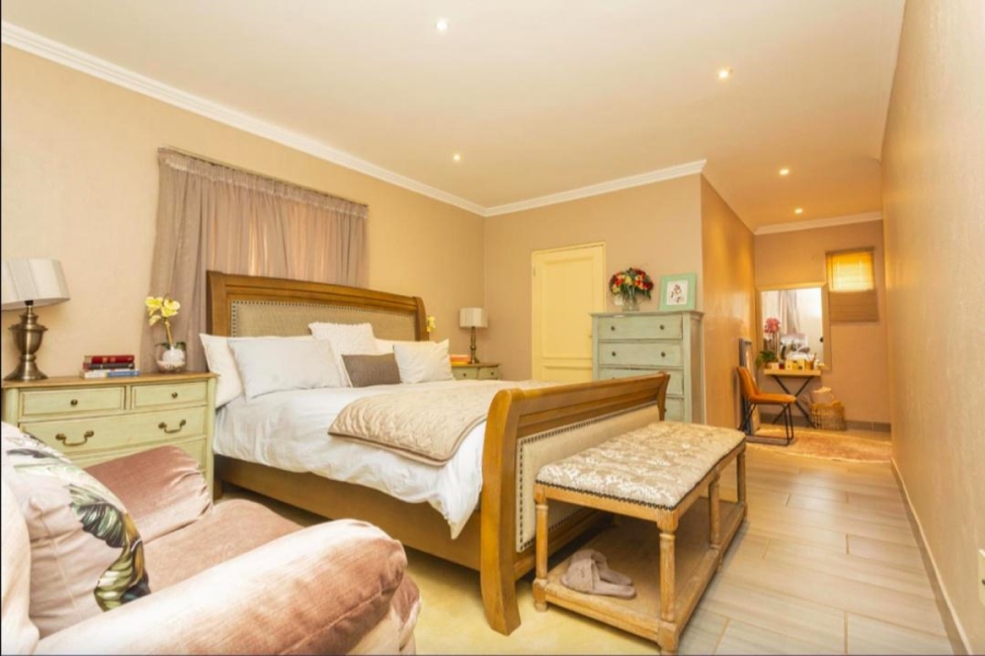 To Let 3 Bedroom Property for Rent in Crescent Wood Country Estate Gauteng
