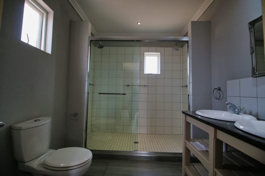 To Let 3 Bedroom Property for Rent in Crescent Wood Country Estate Gauteng