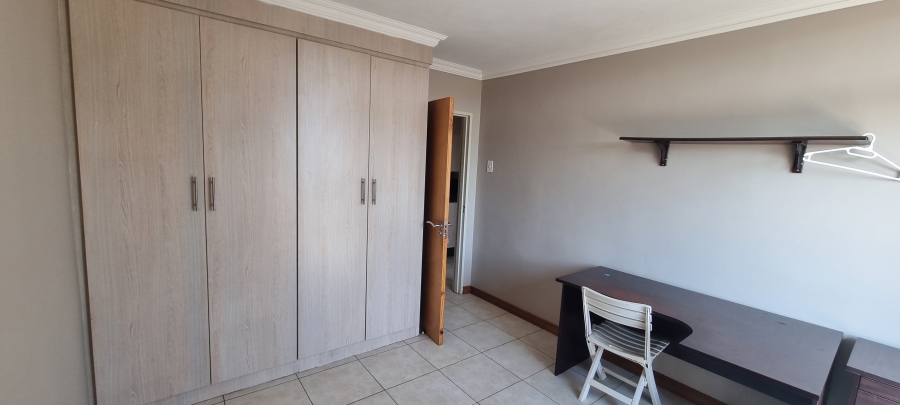 2 Bedroom Property for Sale in Hillcrest Gauteng