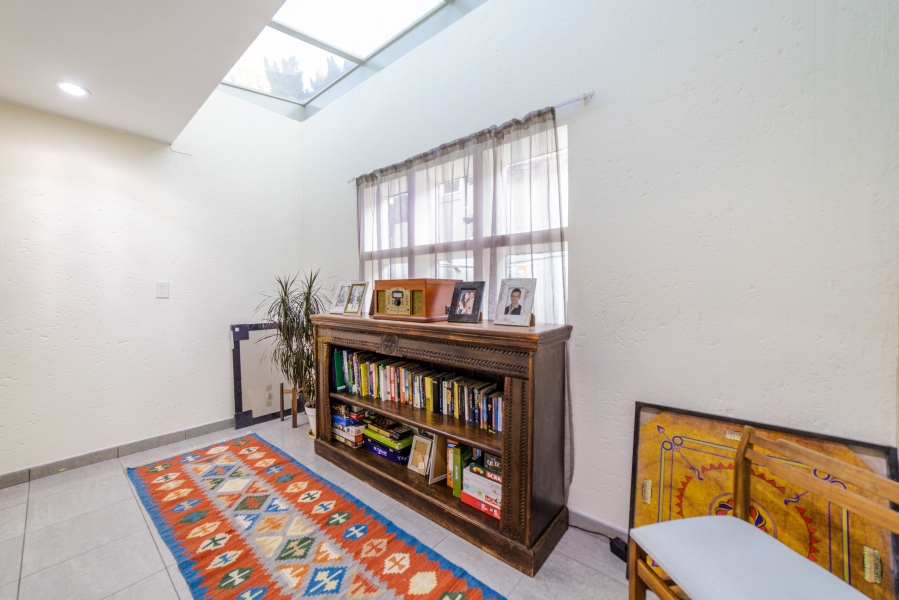 4 Bedroom Property for Sale in Fourways Gardens Gauteng