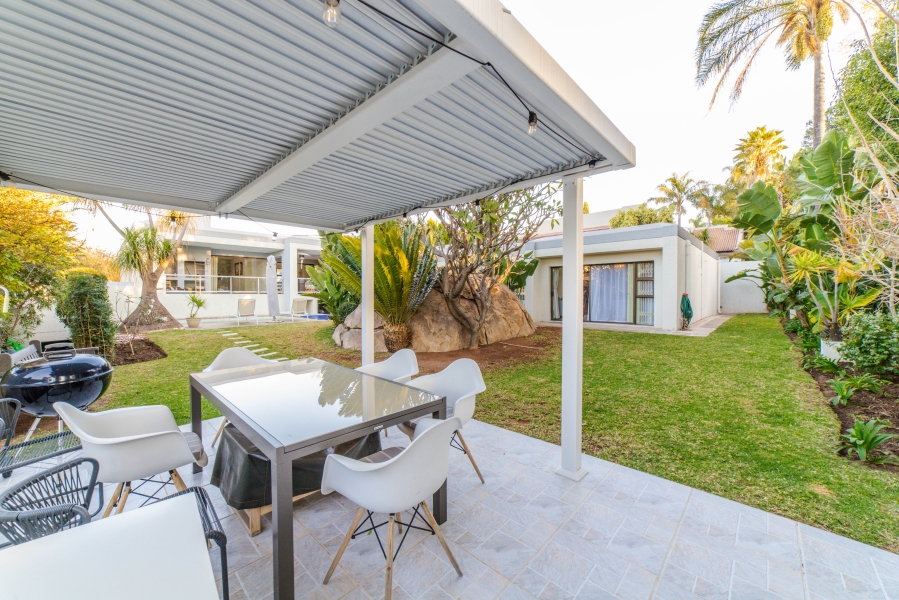 4 Bedroom Property for Sale in Fourways Gardens Gauteng