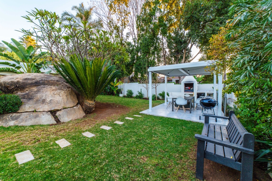 4 Bedroom Property for Sale in Fourways Gardens Gauteng