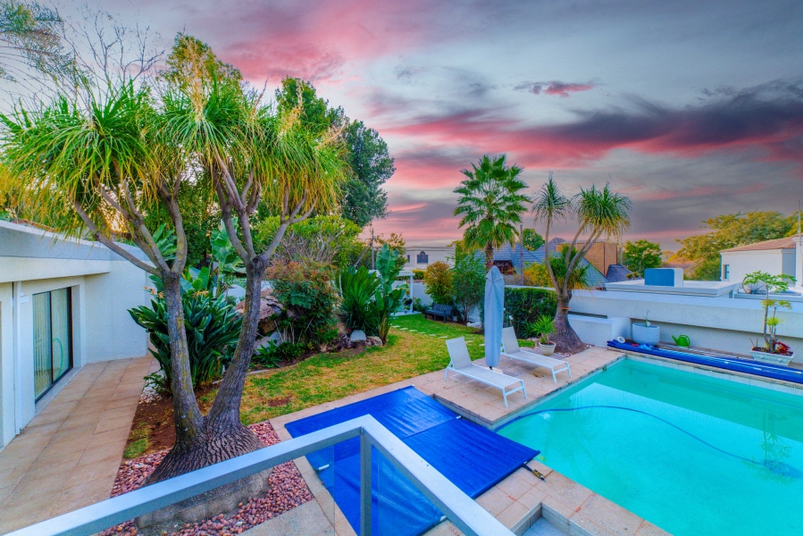 4 Bedroom Property for Sale in Fourways Gardens Gauteng