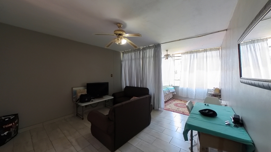 1 Bedroom Property for Sale in Muckleneuk Gauteng