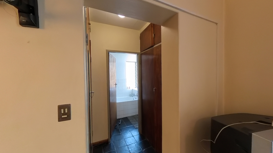 1 Bedroom Property for Sale in Sunnyside Gauteng
