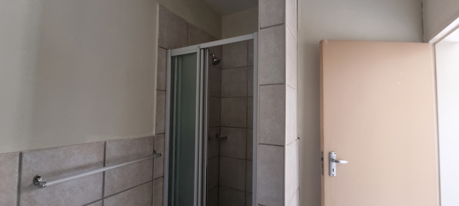 1 Bedroom Property for Sale in Hillcrest Gauteng