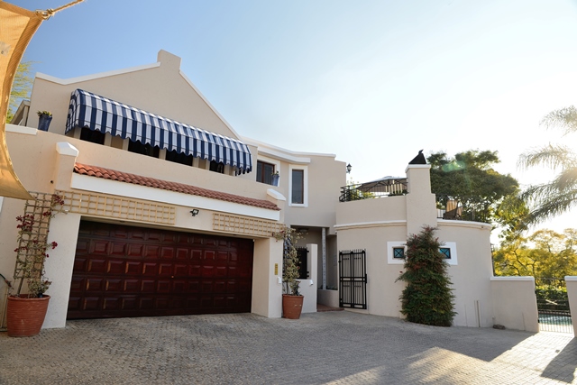 4 Bedroom Property for Sale in Waterkloof Ridge Gauteng