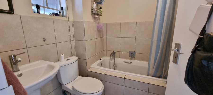 1 Bedroom Property for Sale in Hatfield Gauteng