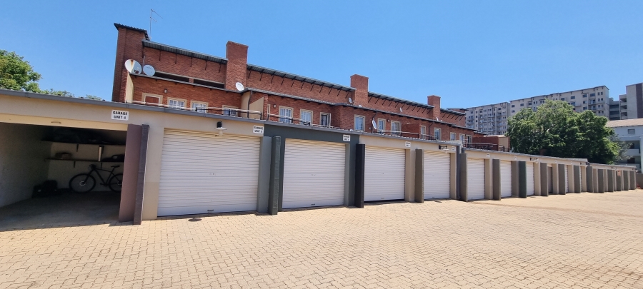 1 Bedroom Property for Sale in Hatfield Gauteng
