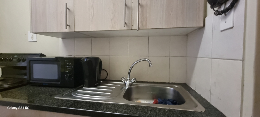1 Bedroom Property for Sale in Hillcrest Gauteng