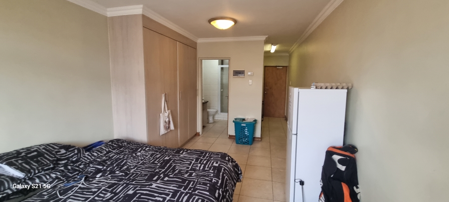 1 Bedroom Property for Sale in Hillcrest Gauteng