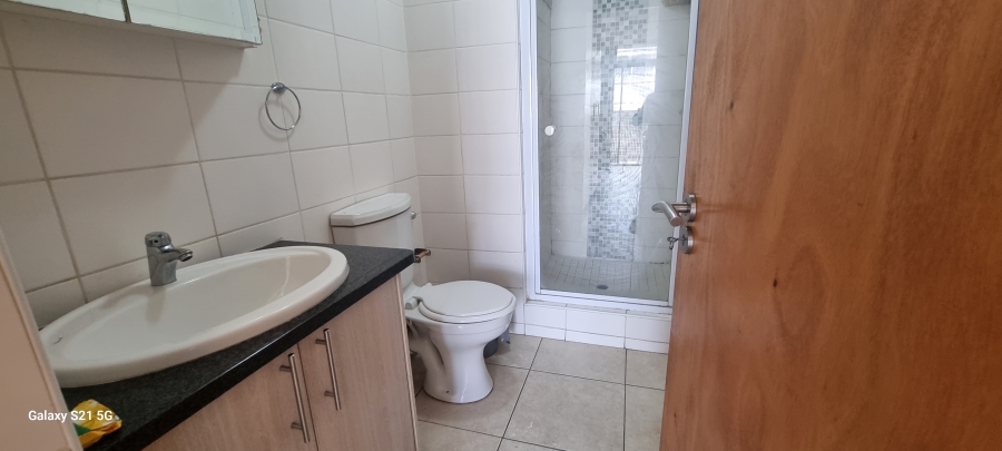 1 Bedroom Property for Sale in Hillcrest Gauteng