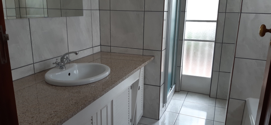 To Let 3 Bedroom Property for Rent in Brooklyn Gauteng