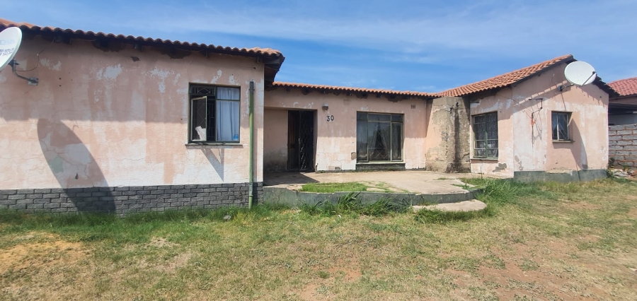 15 Bedroom Property for Sale in Tedstoneville Gauteng