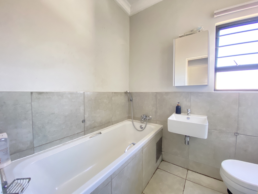 3 Bedroom Property for Sale in South Hills Gauteng