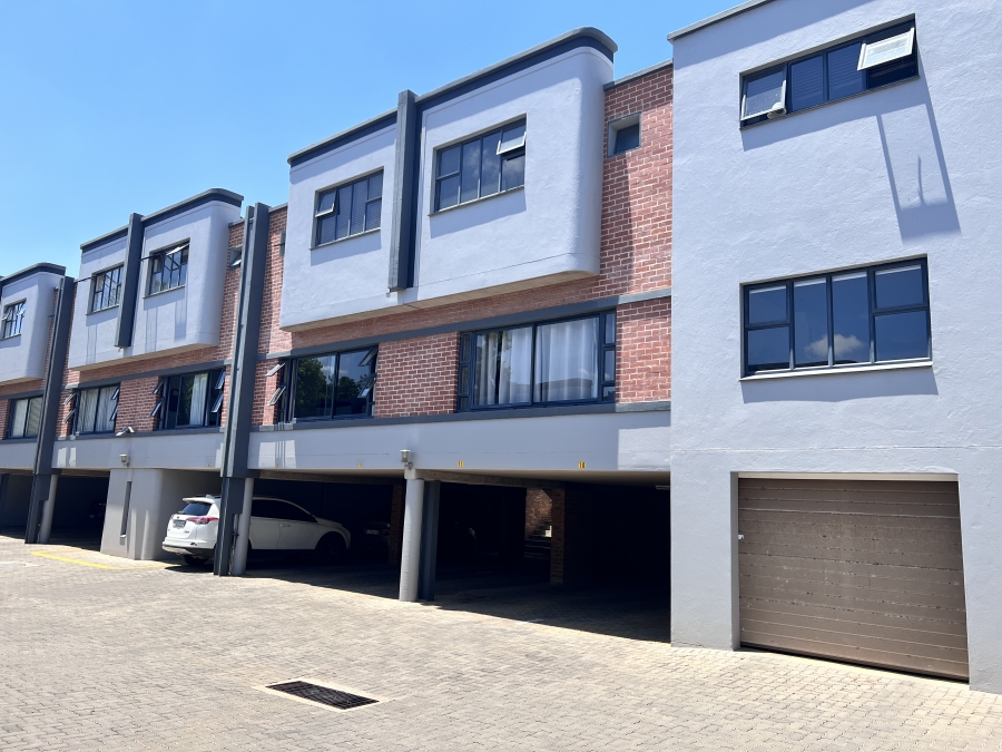 2 Bedroom Property for Sale in Menlo Park Gauteng