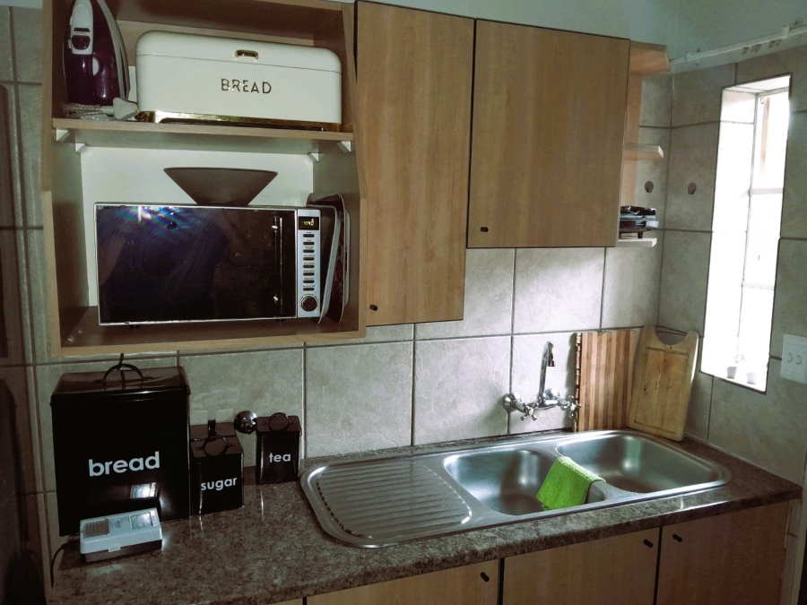 2 Bedroom Property for Sale in La Montagne Gauteng