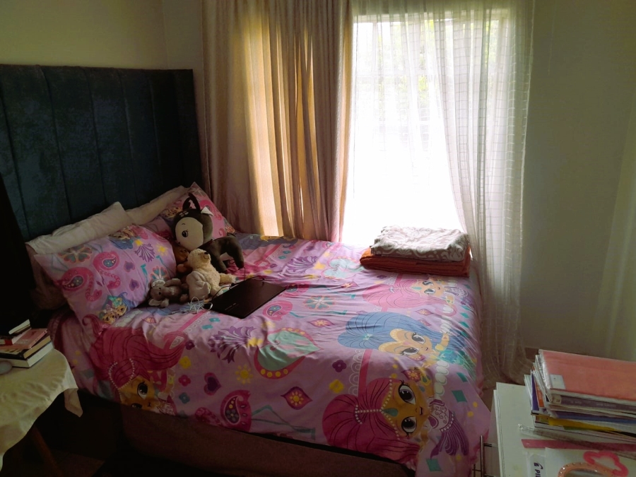 2 Bedroom Property for Sale in La Montagne Gauteng