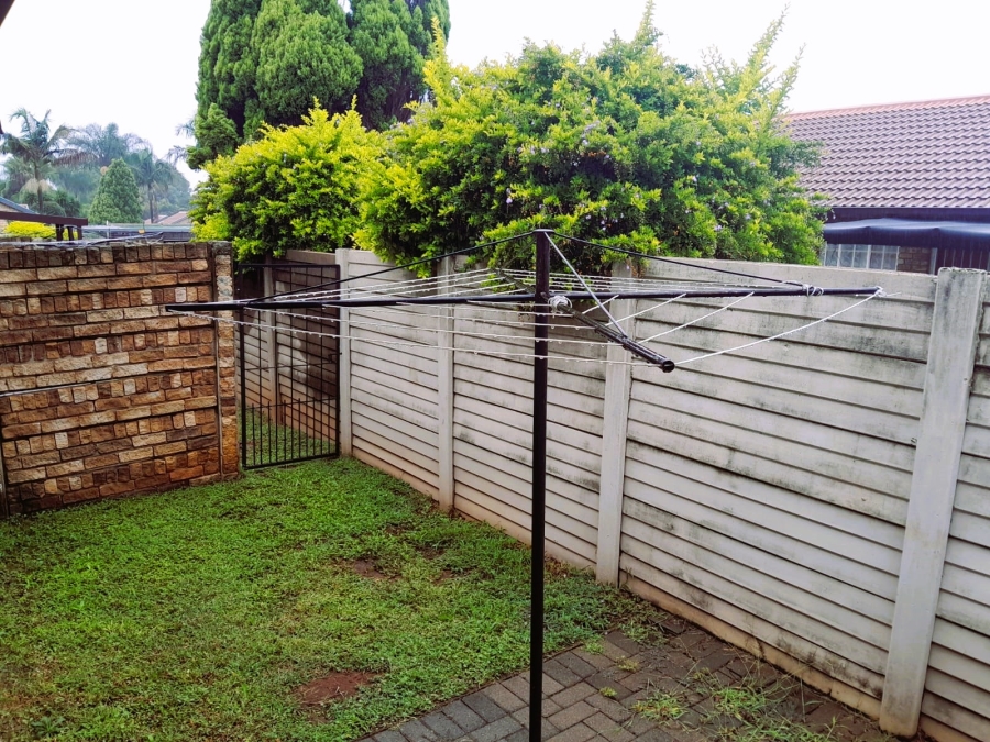 2 Bedroom Property for Sale in La Montagne Gauteng