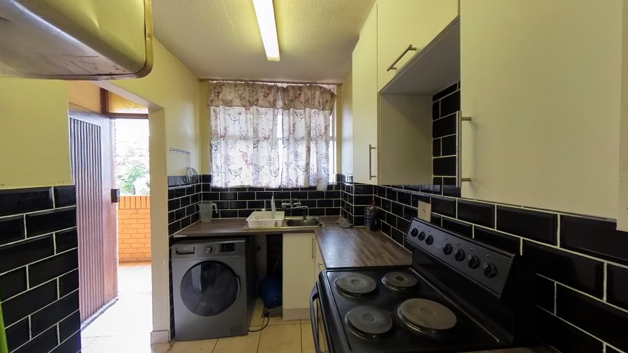 2 Bedroom Property for Sale in Sunnyside Gauteng