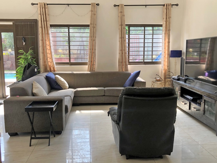 To Let 4 Bedroom Property for Rent in Sandringham Gauteng