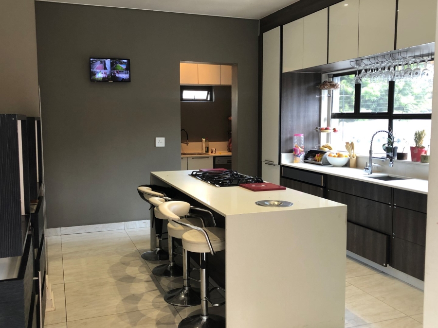 To Let 4 Bedroom Property for Rent in Sandringham Gauteng