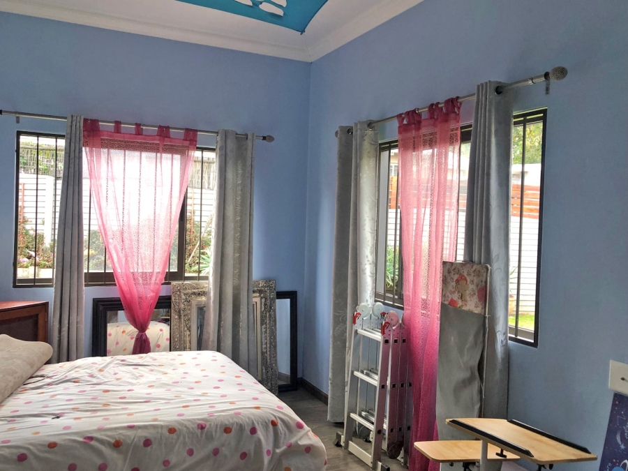 To Let 4 Bedroom Property for Rent in Sandringham Gauteng
