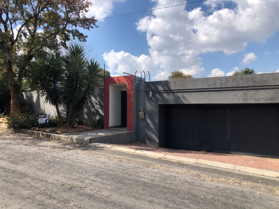 To Let 4 Bedroom Property for Rent in Sandringham Gauteng