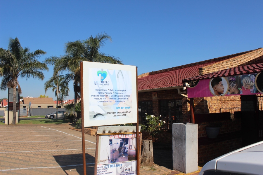 7 Bedroom Property for Sale in Norkem Park Gauteng