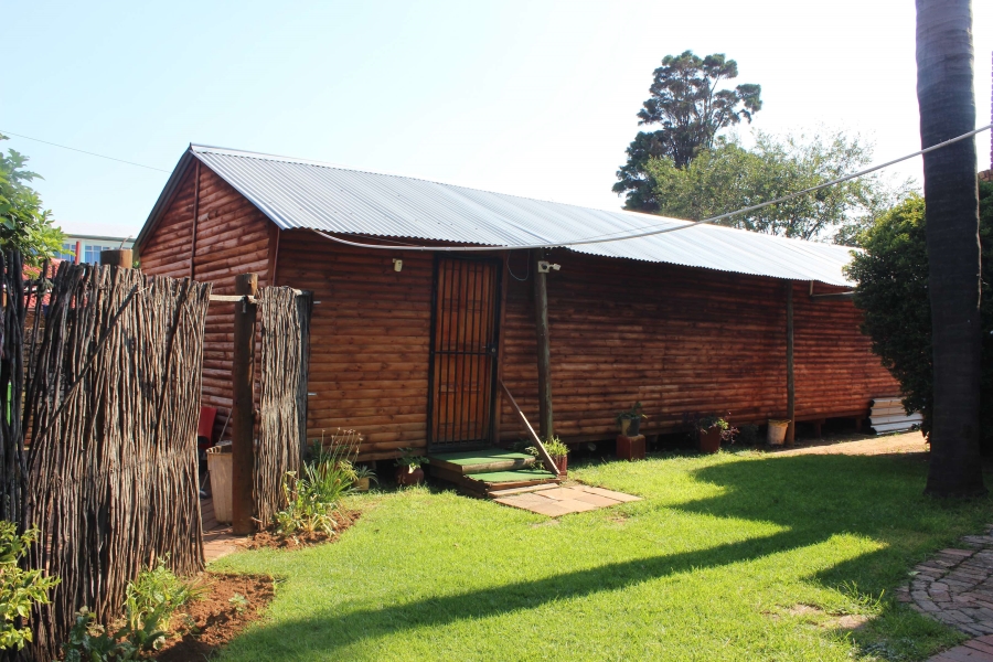 7 Bedroom Property for Sale in Norkem Park Gauteng