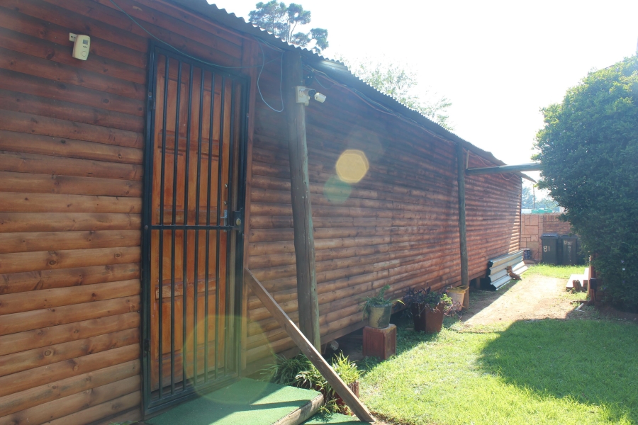 7 Bedroom Property for Sale in Norkem Park Gauteng