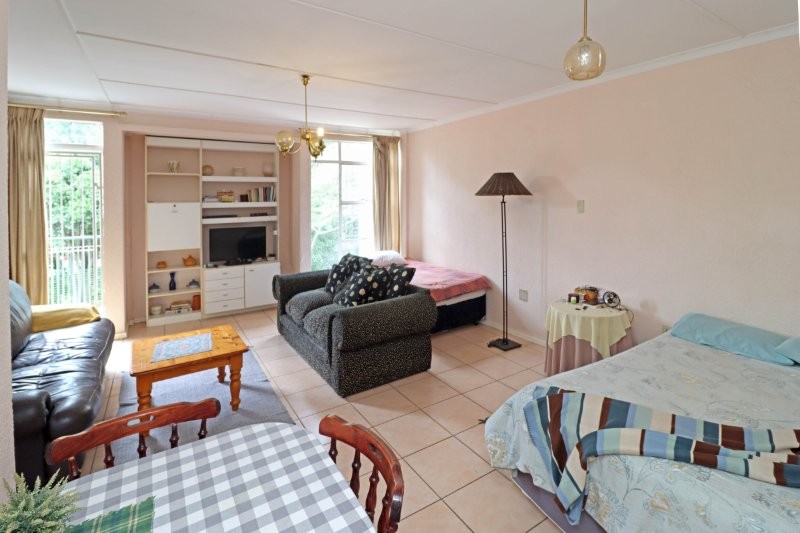 1 Bedroom Property for Sale in Robindale Gauteng