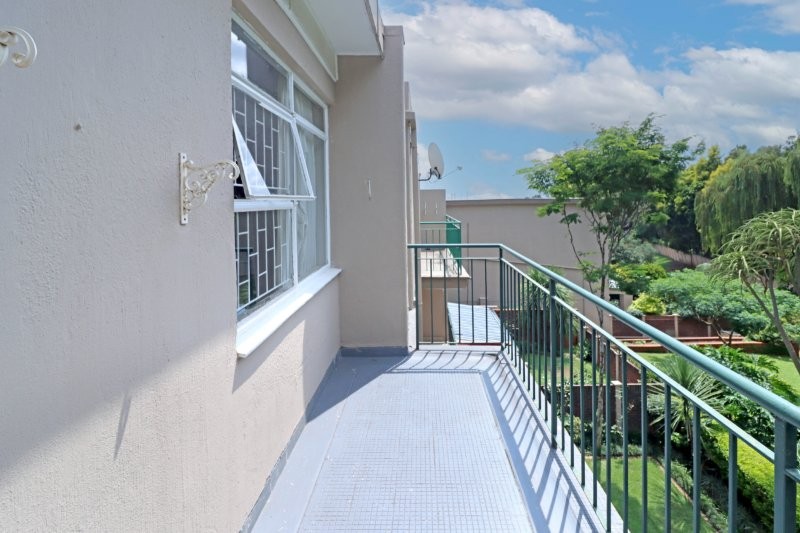 1 Bedroom Property for Sale in Robindale Gauteng