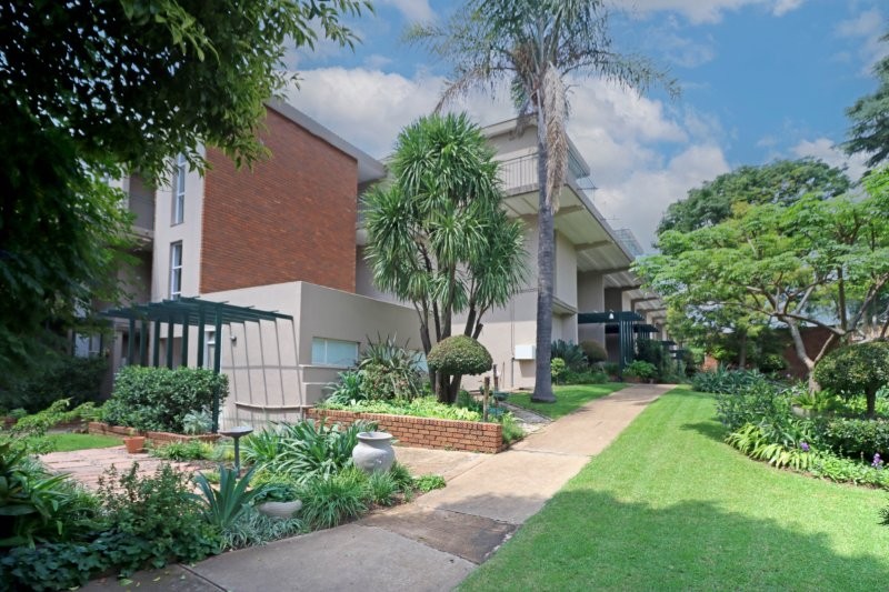1 Bedroom Property for Sale in Robindale Gauteng