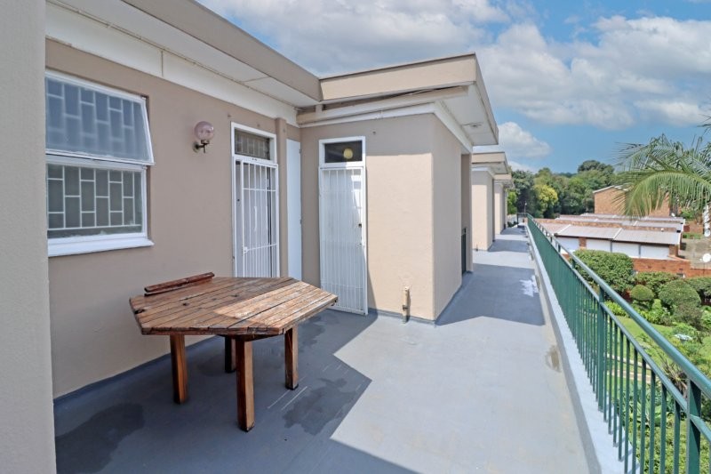 1 Bedroom Property for Sale in Robindale Gauteng
