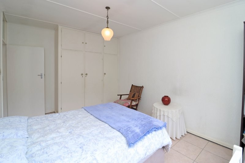 1 Bedroom Property for Sale in Robindale Gauteng