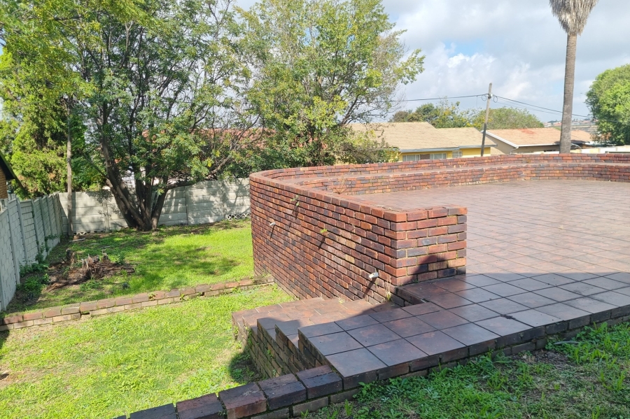 3 Bedroom Property for Sale in Witpoortjie Gauteng