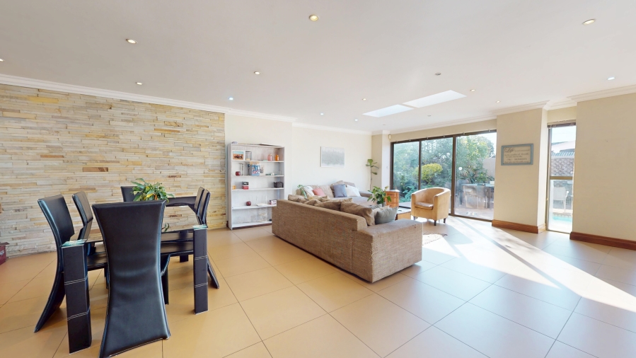 4 Bedroom Property for Sale in Primrose Hill Gauteng