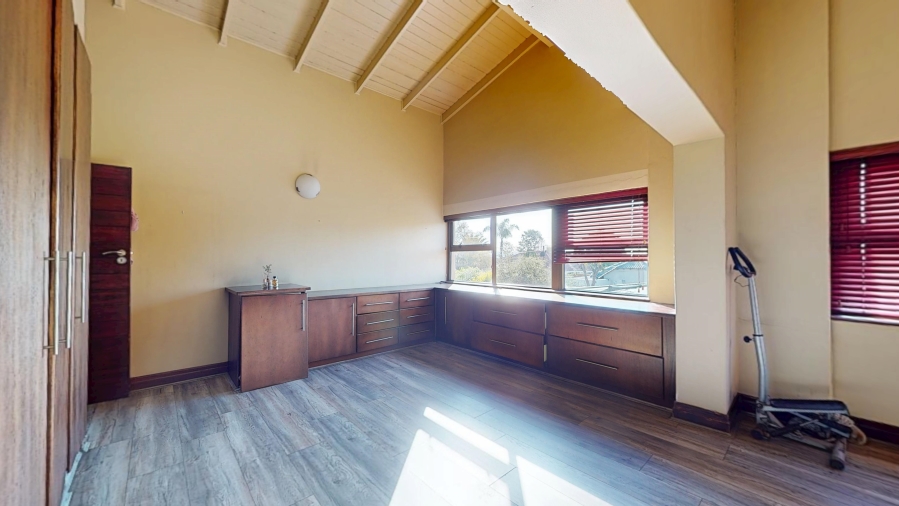 4 Bedroom Property for Sale in Primrose Hill Gauteng