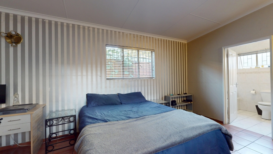 4 Bedroom Property for Sale in Primrose Hill Gauteng