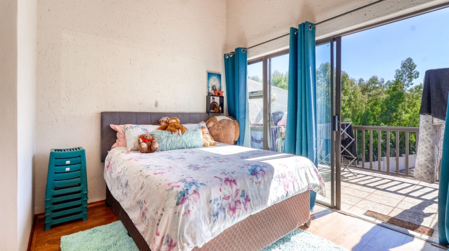 To Let 2 Bedroom Property for Rent in Sunninghill Gauteng